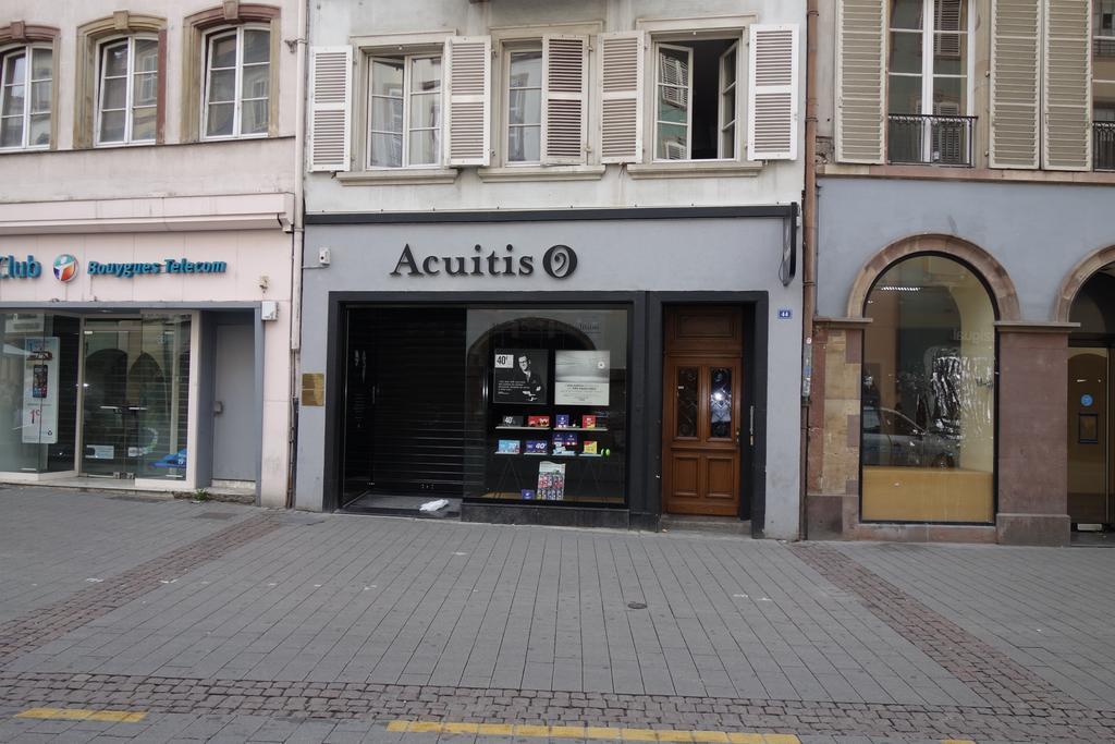 70 M² Strasbourg Appart City Center الغرفة الصورة